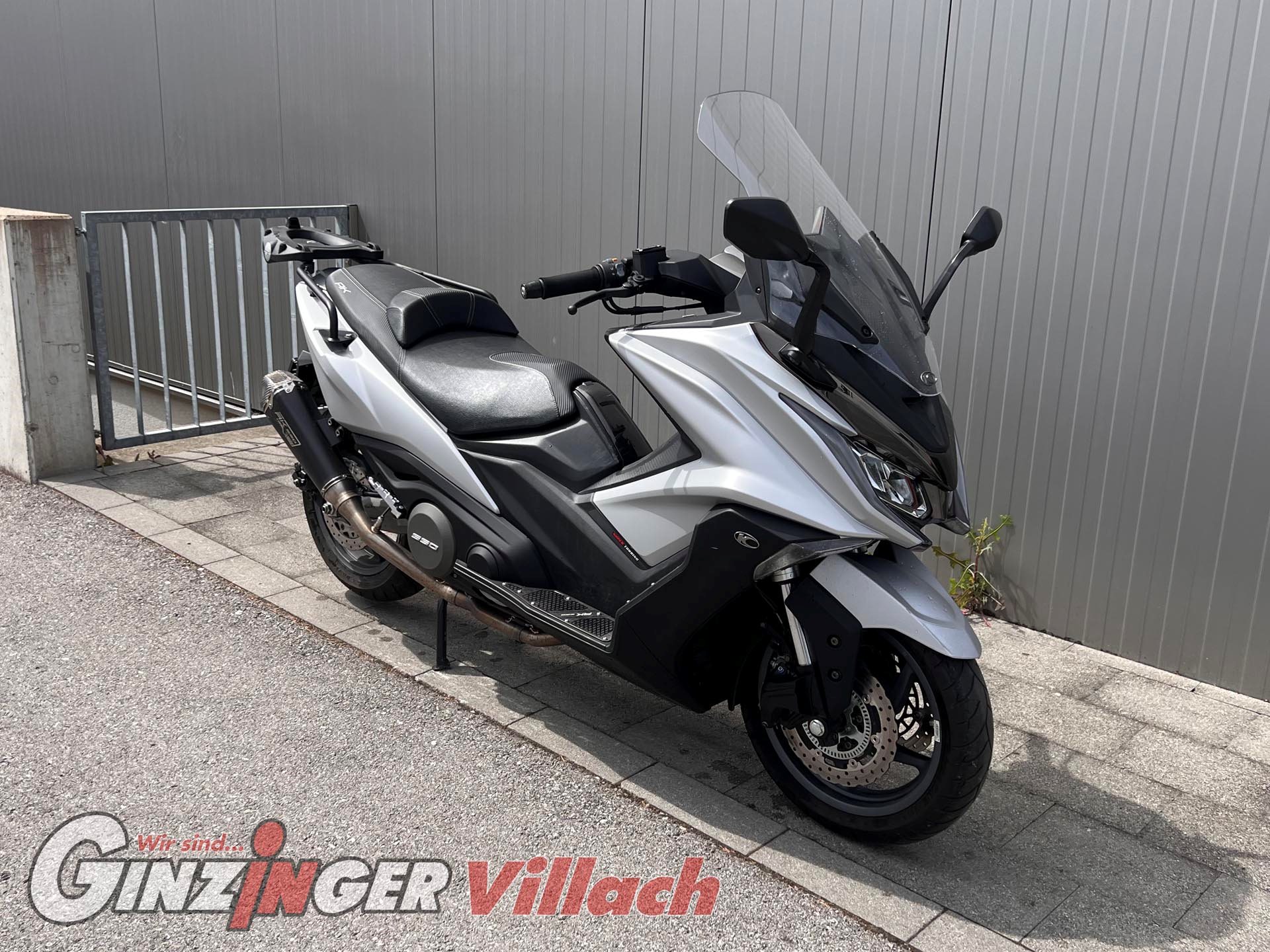 AK 550 ST