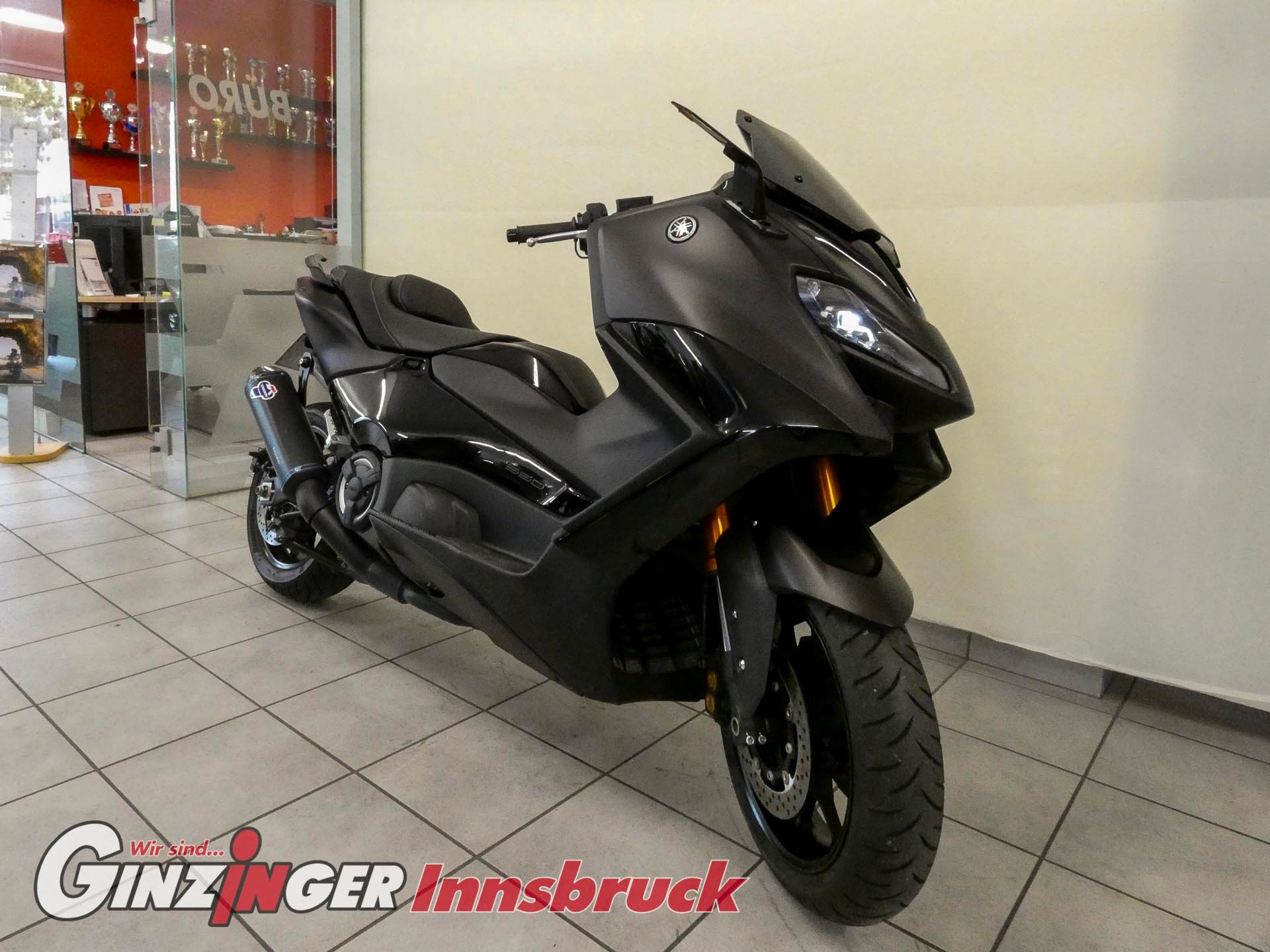 TMAX 560 Tech Max