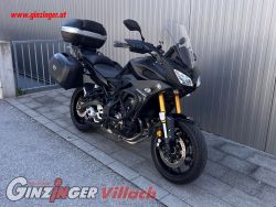 Tracer 900