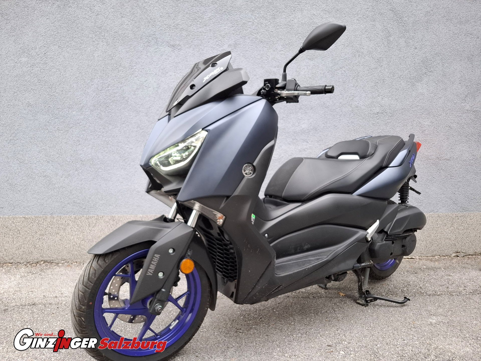 XMAX 125