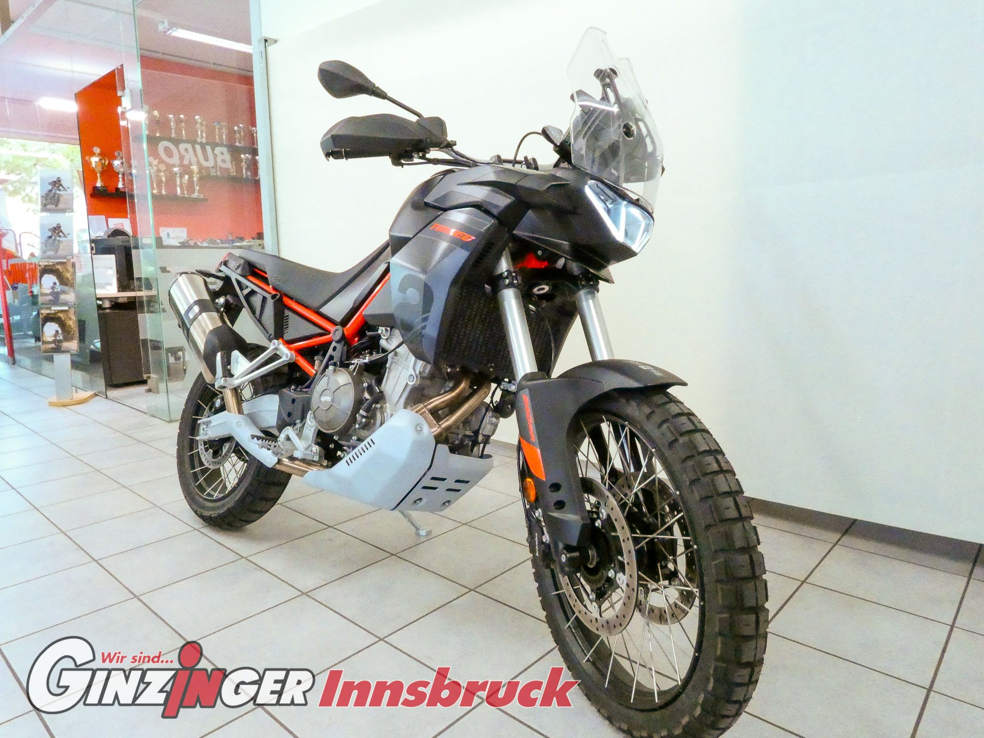 Tuareg 660
