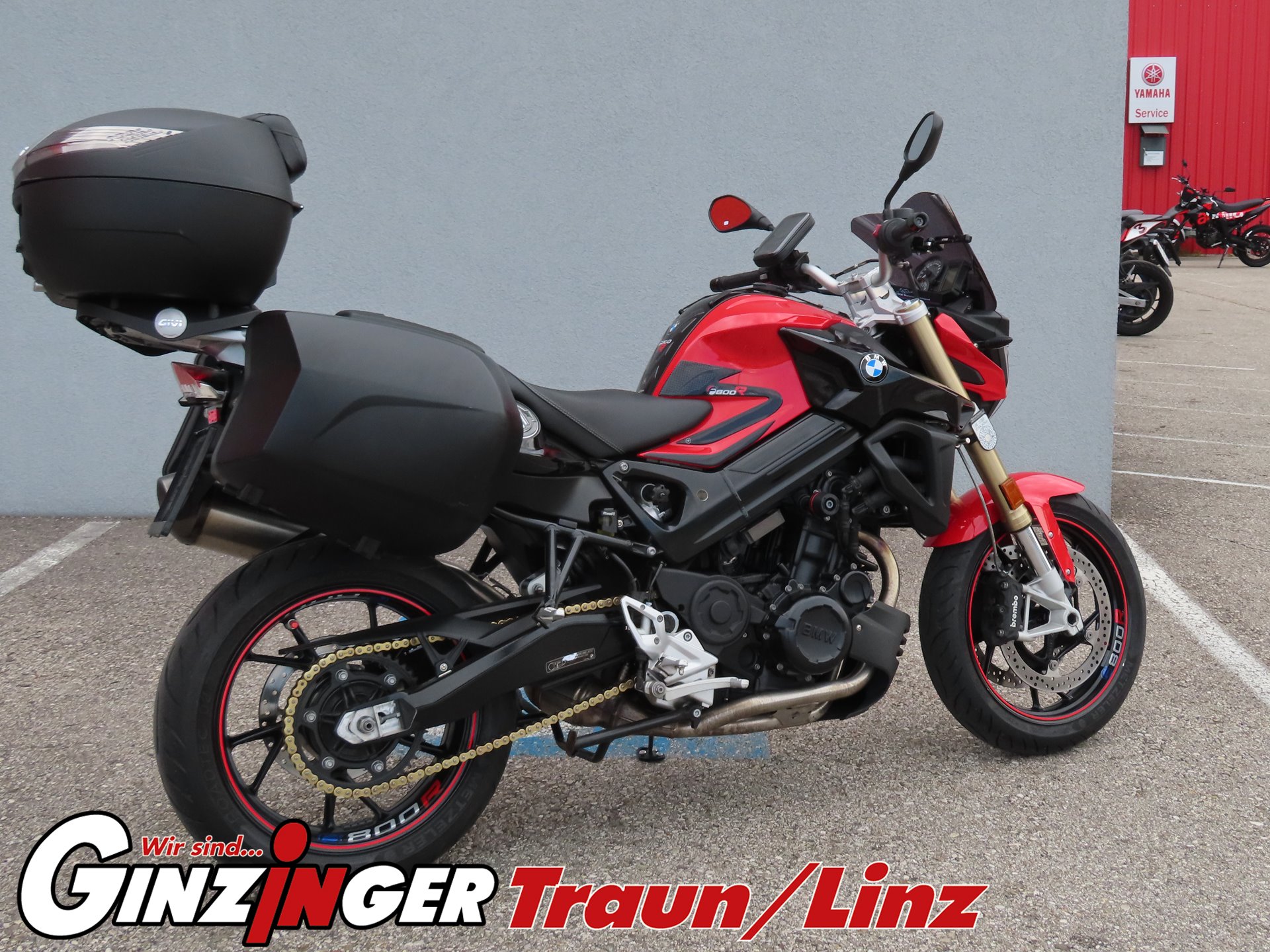 F 800 R
