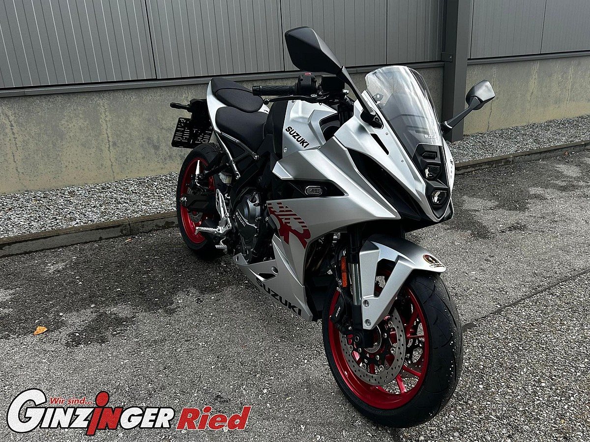 GSX-8R