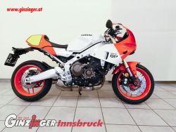 XSR900 GP