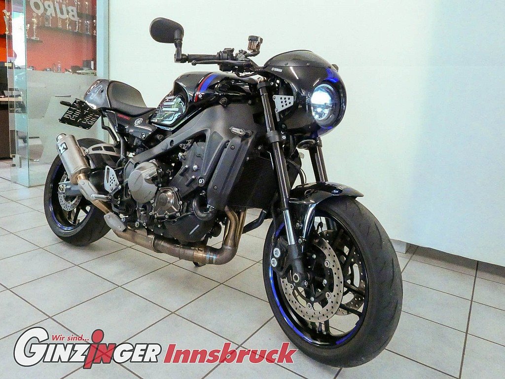 XSR900