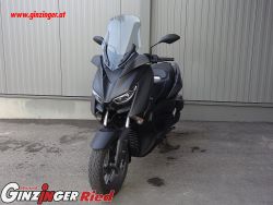 XMAX 300