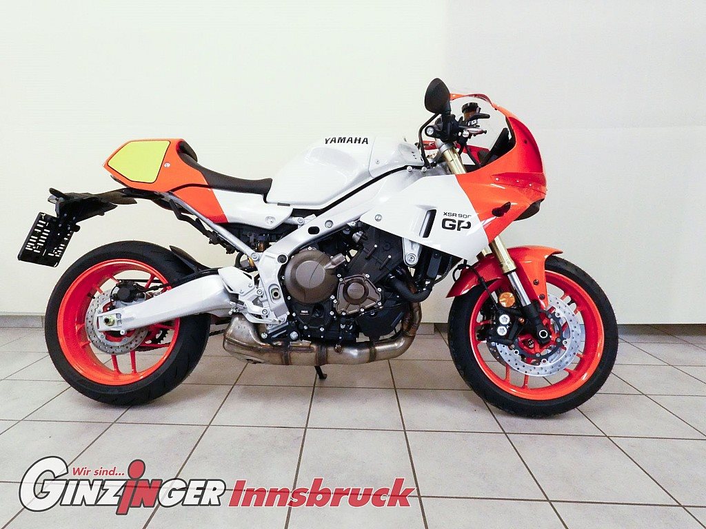 XSR900 GP