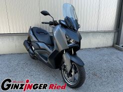XMAX 300