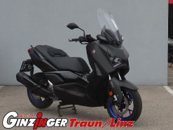 XMAX 300