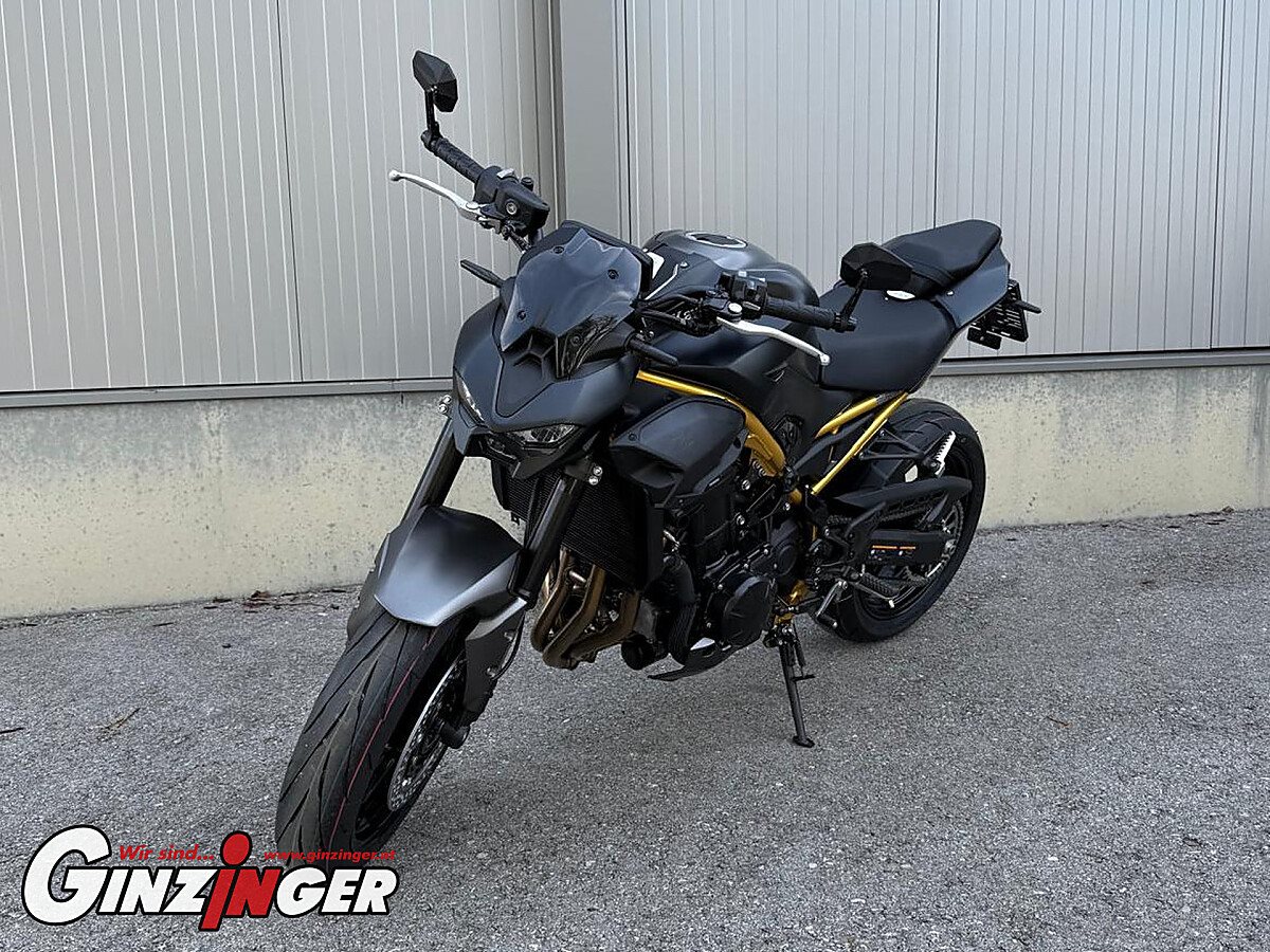 Z900
