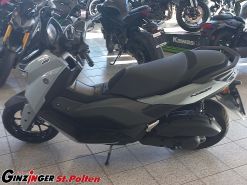 NMAX 125 Tech MAX