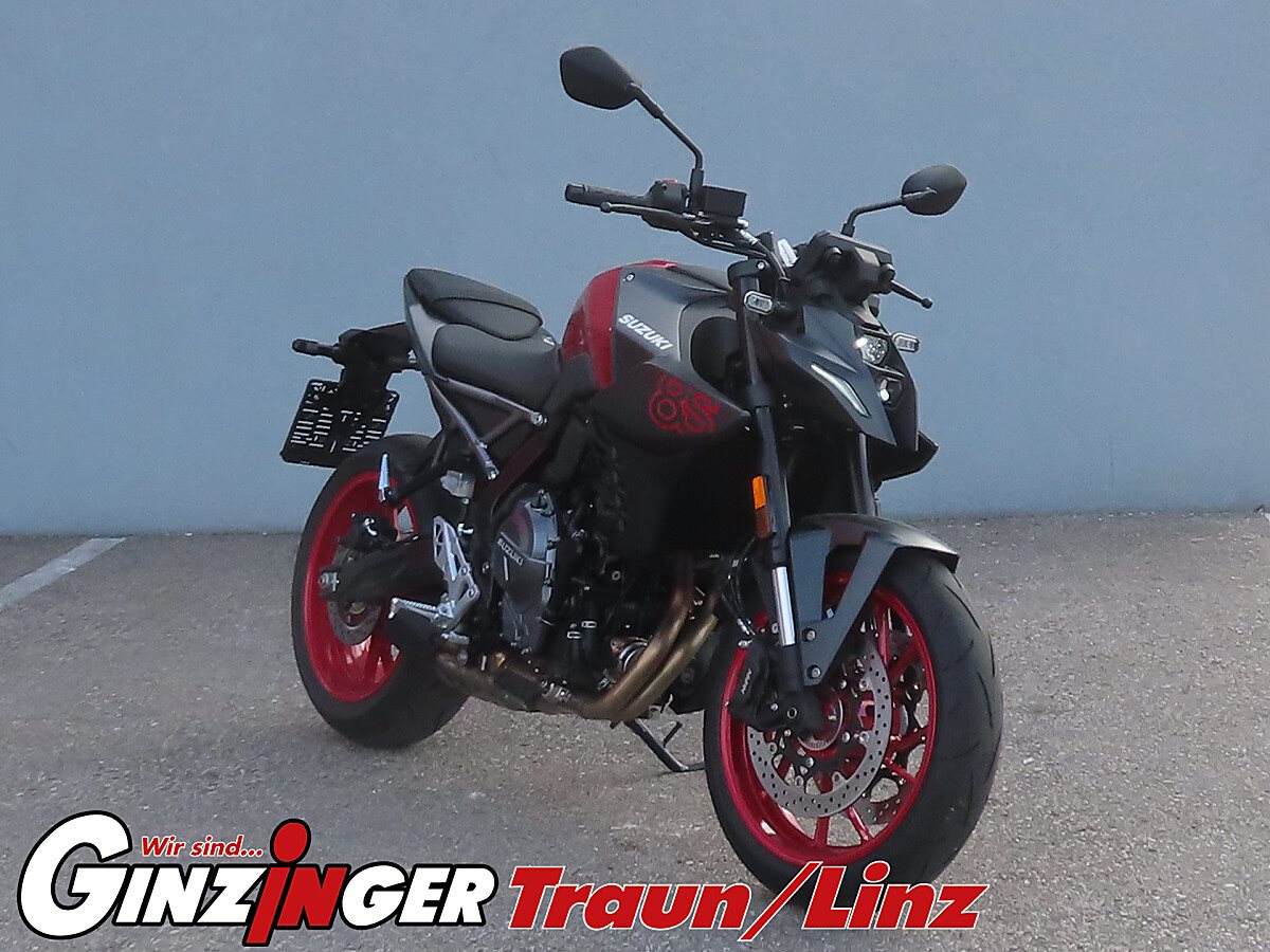 GSX-8S