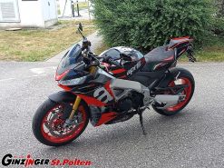 RSV 1000 Tuono R