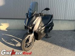 XMAX 300