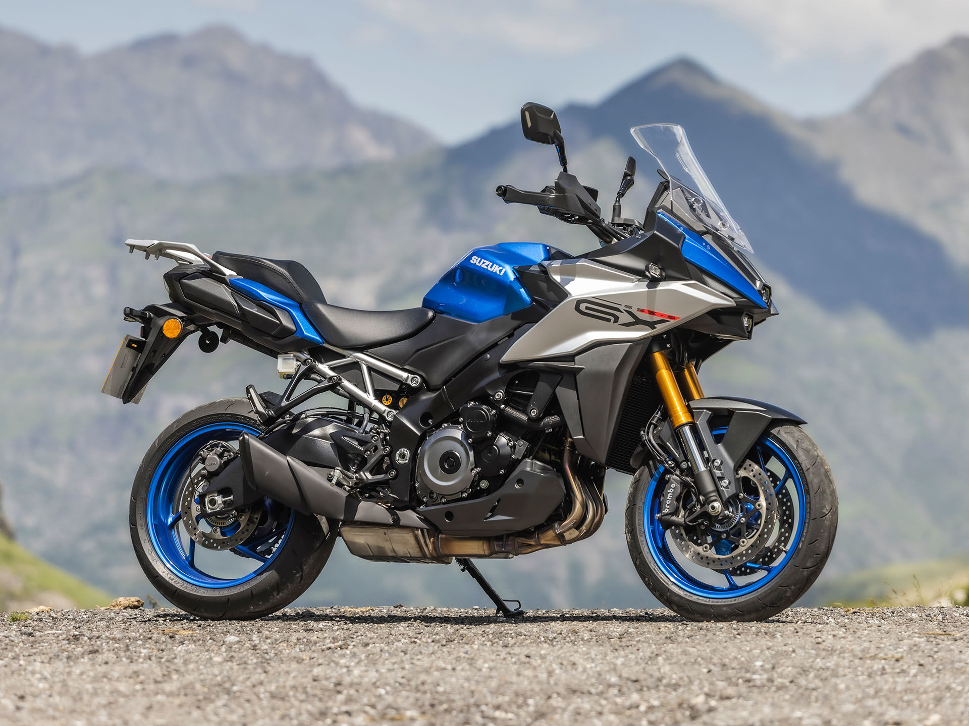 GSX S1000GX M4 YSF Statics 2
