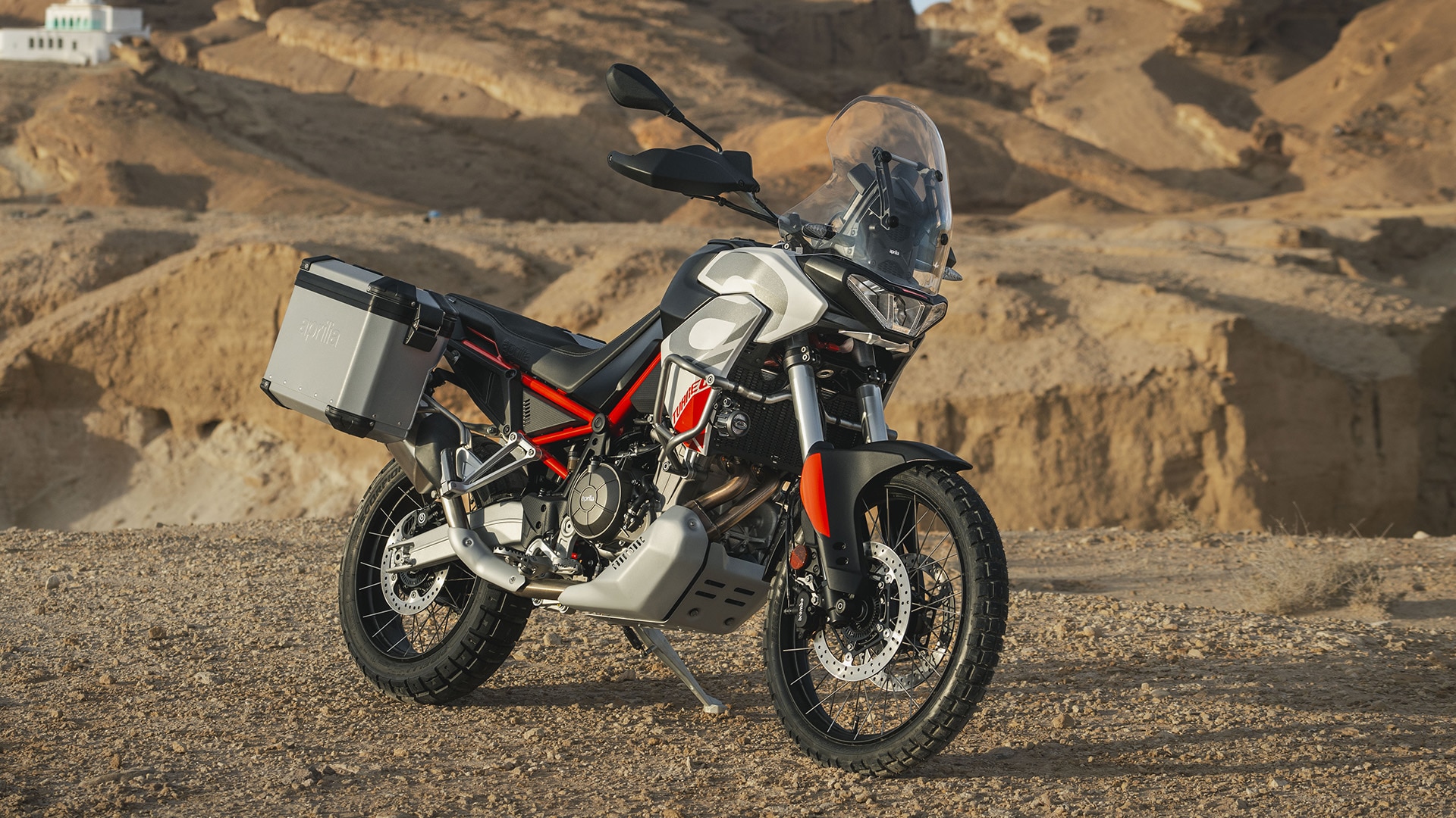 Aprilia Tuareg – Design & Dreifachscheinwerfer