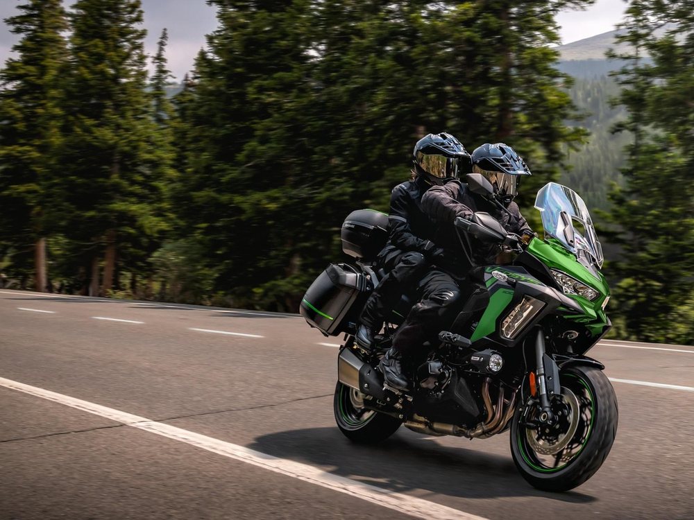 Kawasaki Versys Tourer mit Gepäck