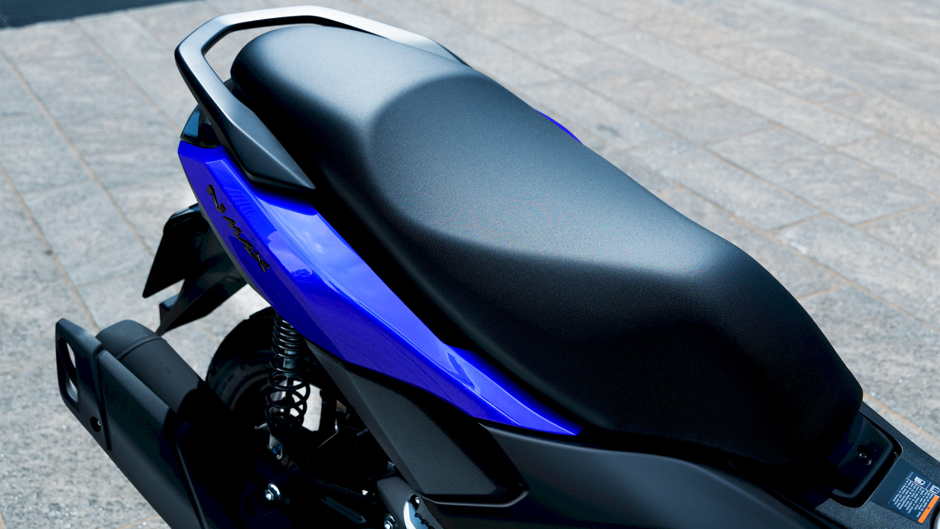Yamaha NMAX Sitz und Staufach