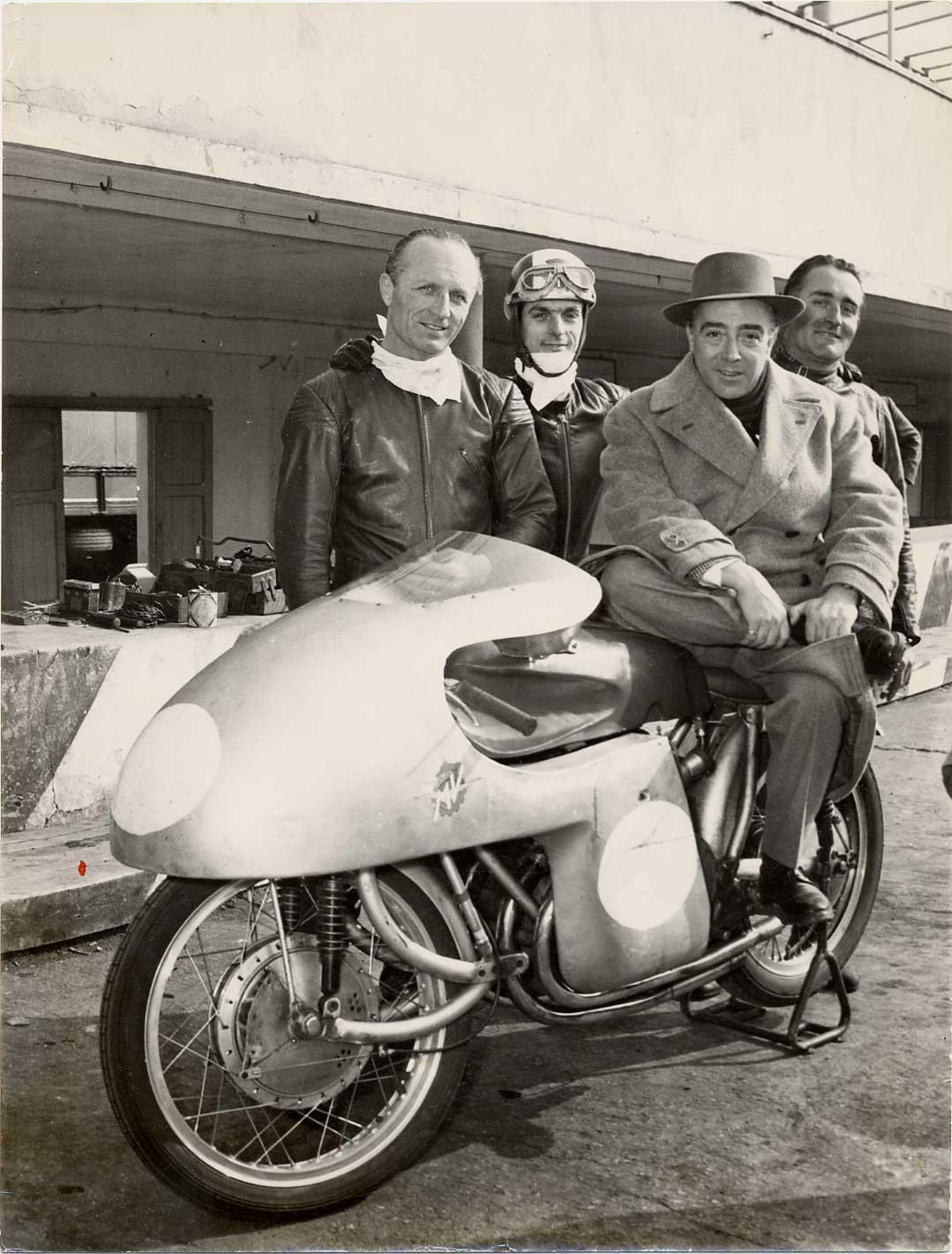 Conte Agusta  und John Surtees