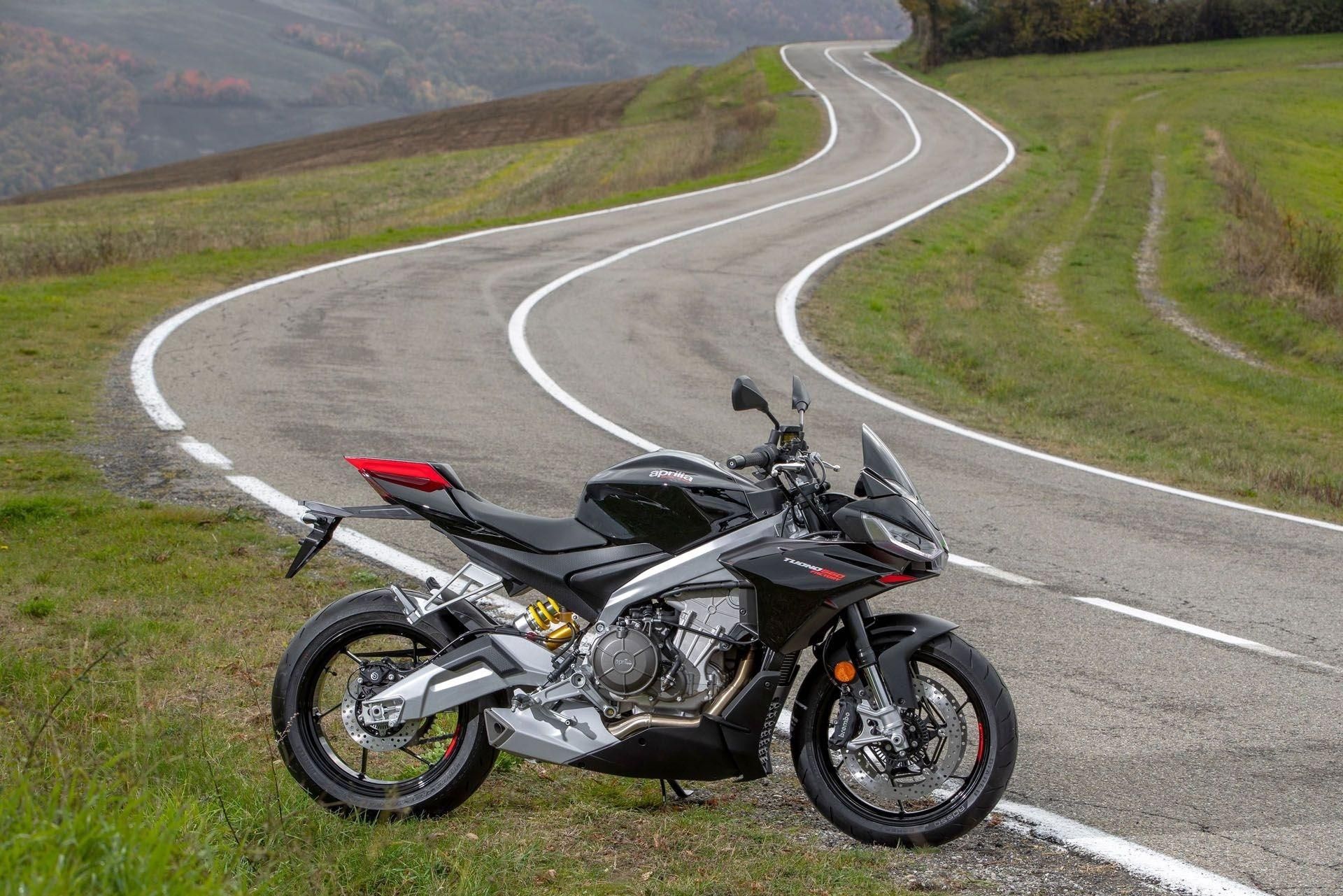 Aprilia Tuono 660 Factory