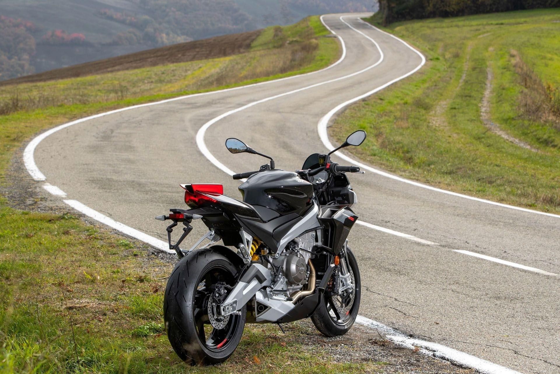 Aprilia Tuono 660 Factory