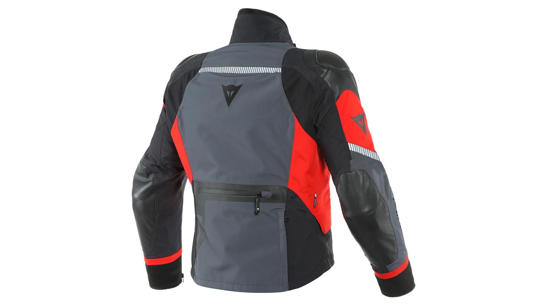 sport-master-jacke-02