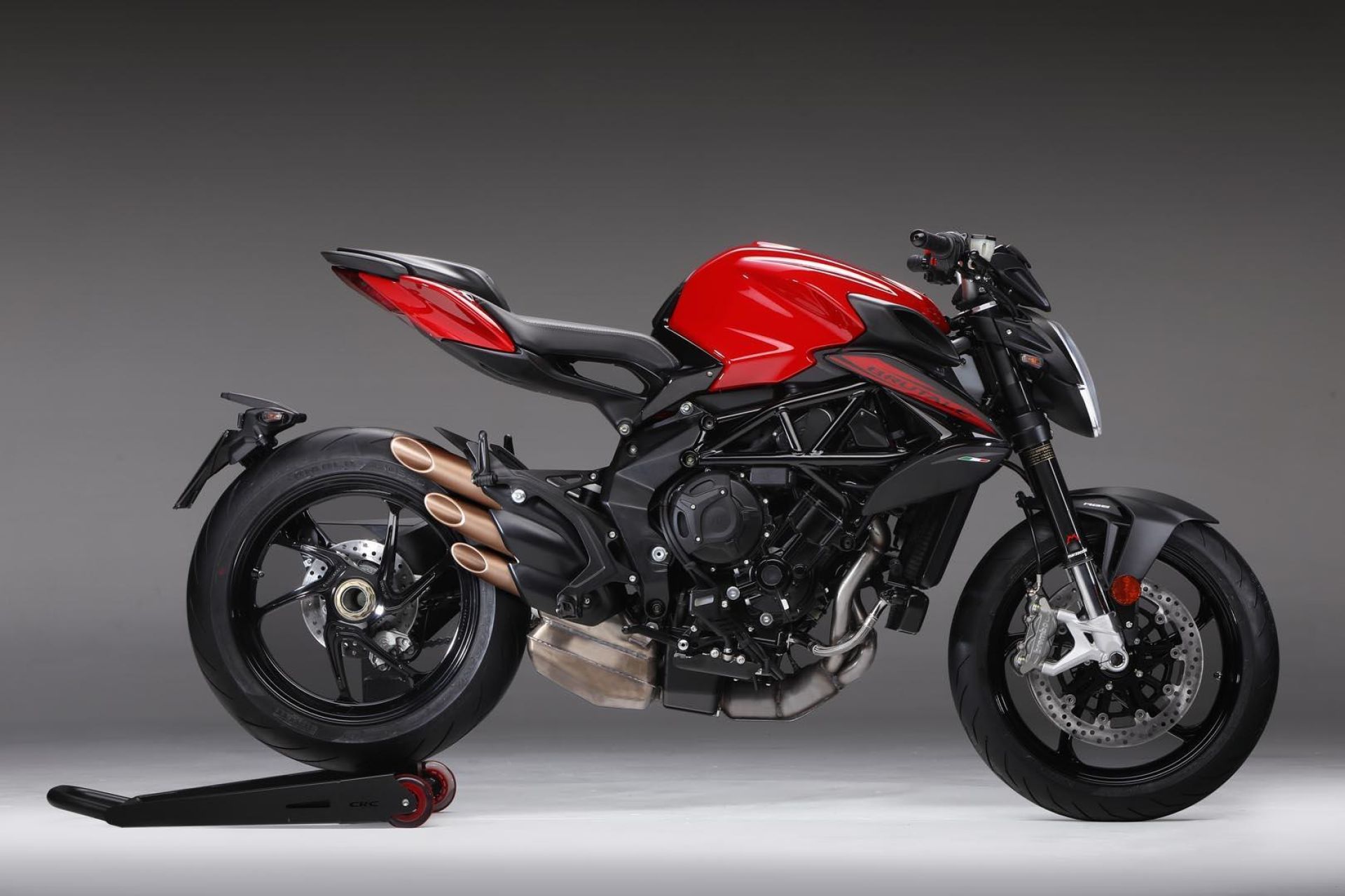 brutale-800-rosso-05