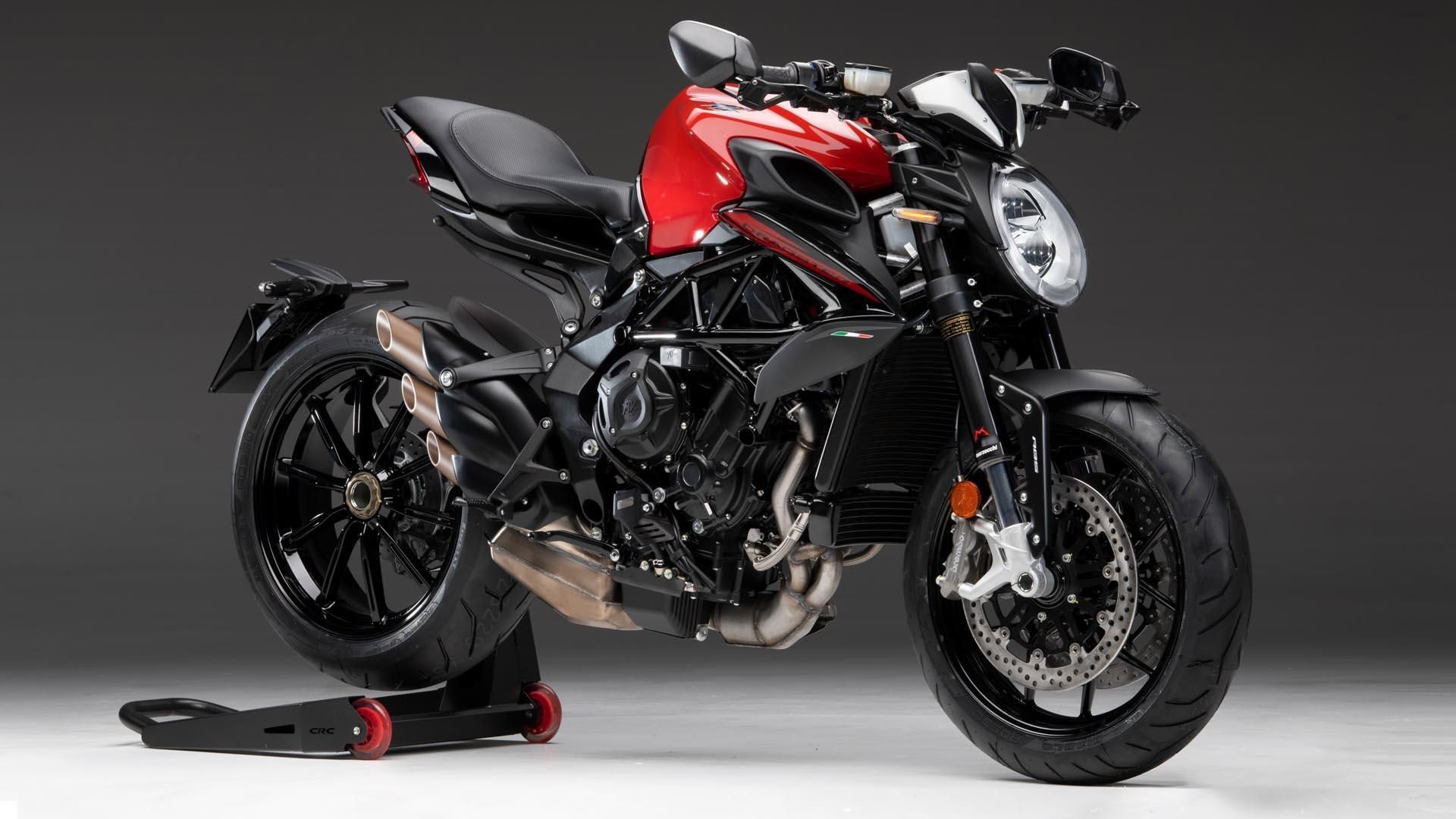 dragster-800-rosso-02