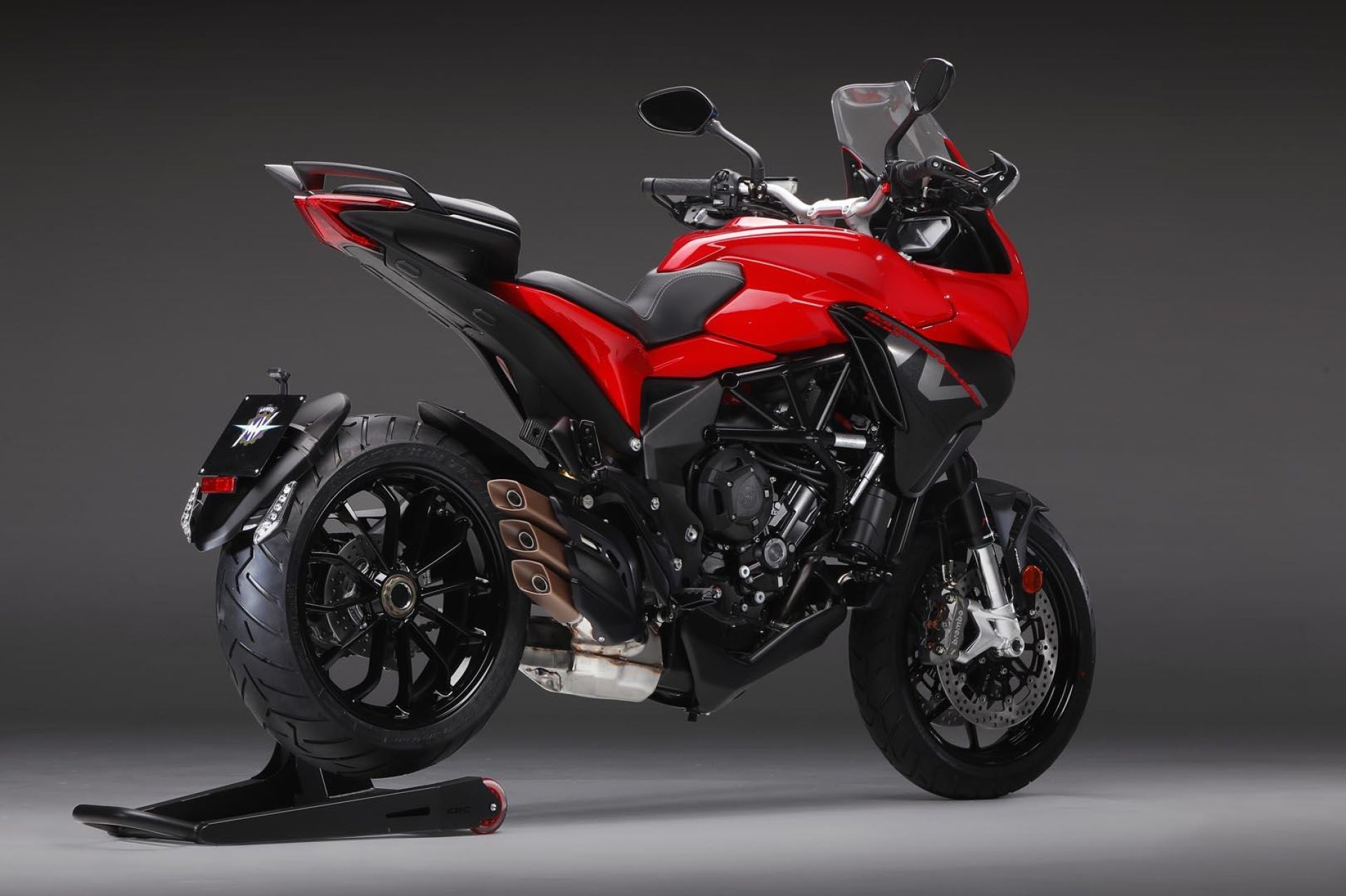turismo-veloce-800-rosso-04