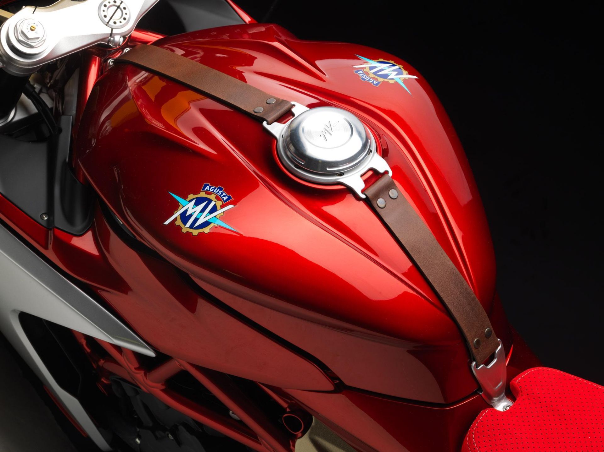 MV-Agusta-SuperVeloce-011